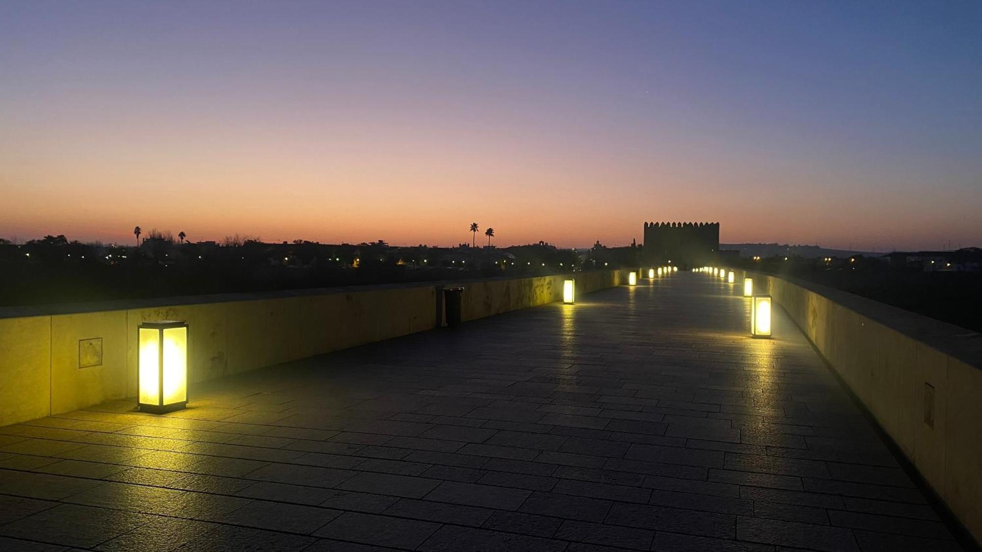 Duplex Junto Al Puente Romano Con Gran Terraza Y Parking Privado Cordoba Exterior photo